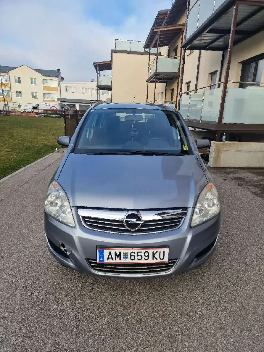 Opel Zafira 2008 photo 2