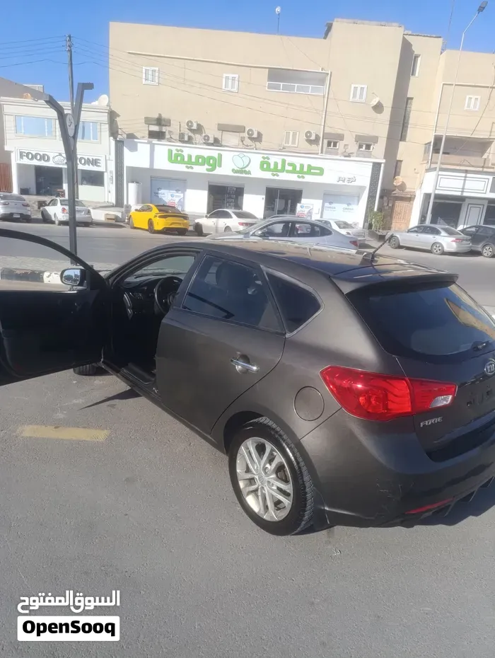 Kia Forte 2012 photo 3