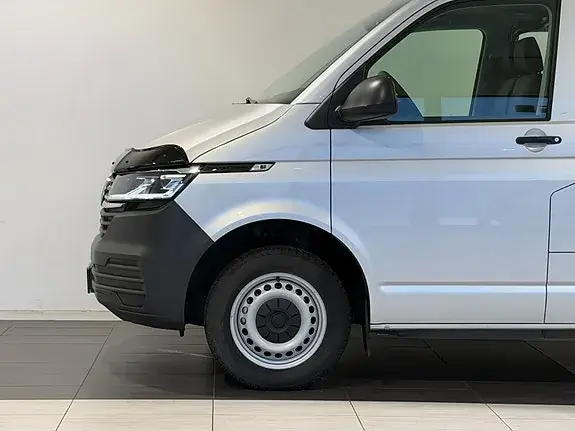 Volkswagen Transporter 2021 photo 3