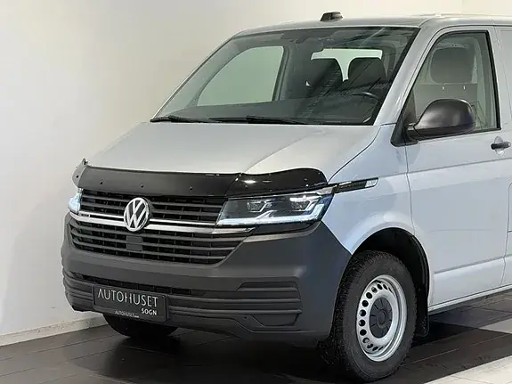 Volkswagen Transporter 2021 photo 2