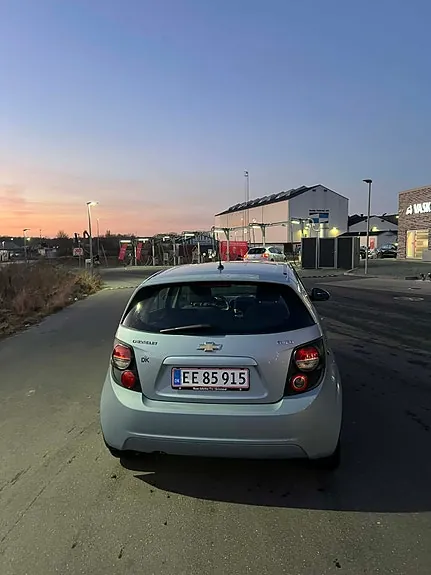 Chevrolet Aveo 2012 photo 3