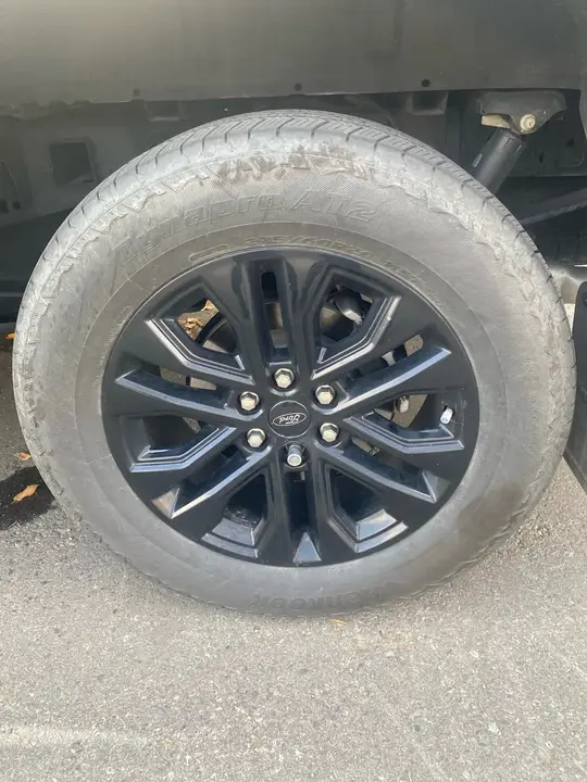 Ford F-150 2025 photo 4