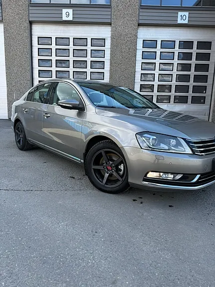 Volkswagen Passat 2012 photo 4