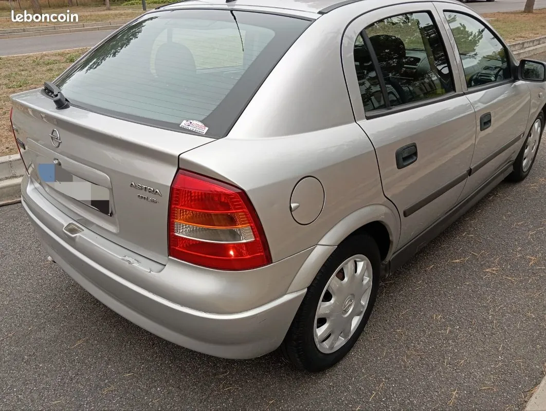 Opel Astra 2001 photo 2