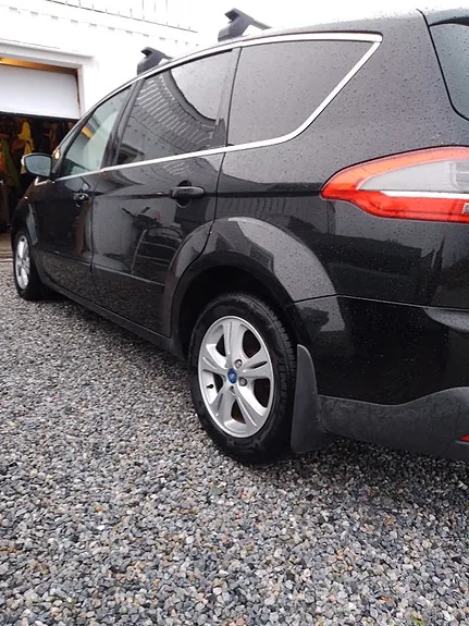 Ford S-Max 2010 photo 2