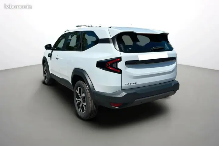 Dacia Bigster 2025 photo 2