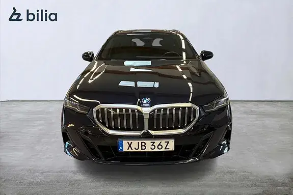 BMW 530E 2026 photo 5