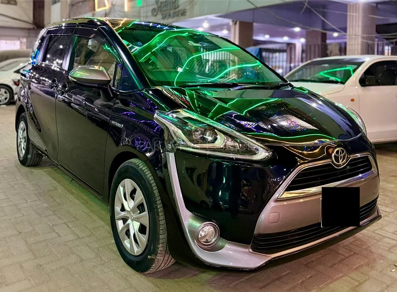 Toyota Sienta