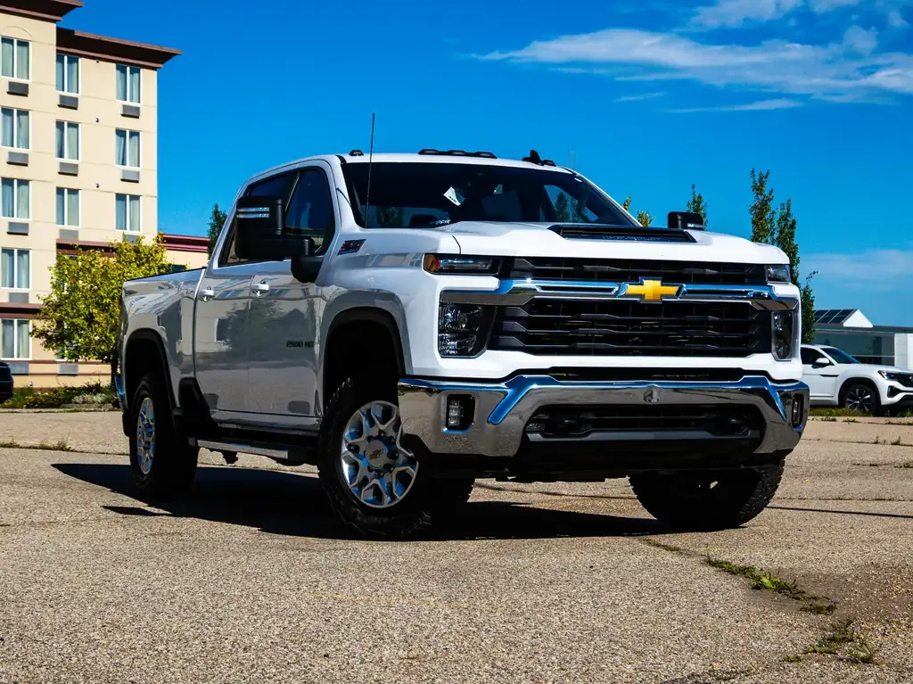 Chevrolet Silverado 2500 2024 photo 2