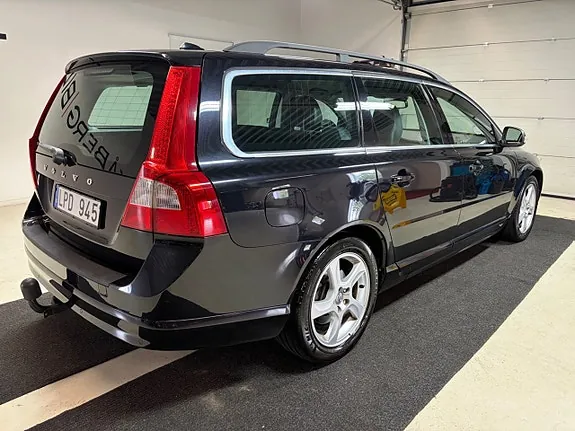 Volvo V70 2011 photo 3