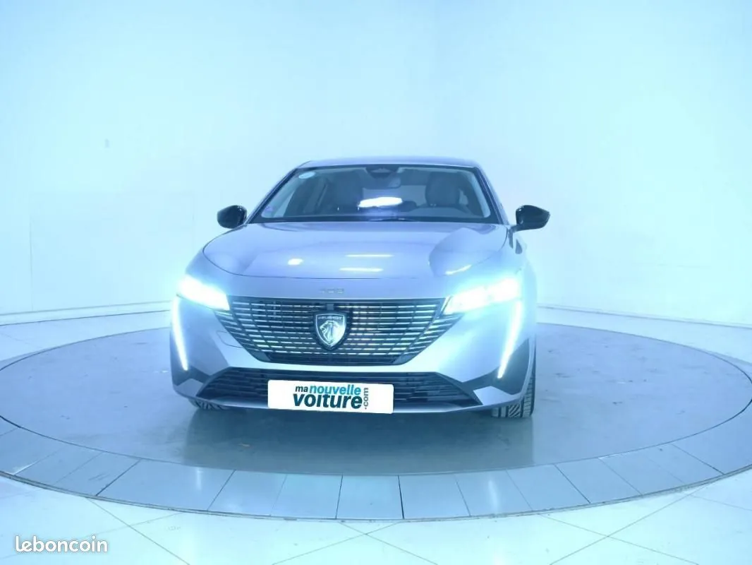 Peugeot 308 2023 photo 2