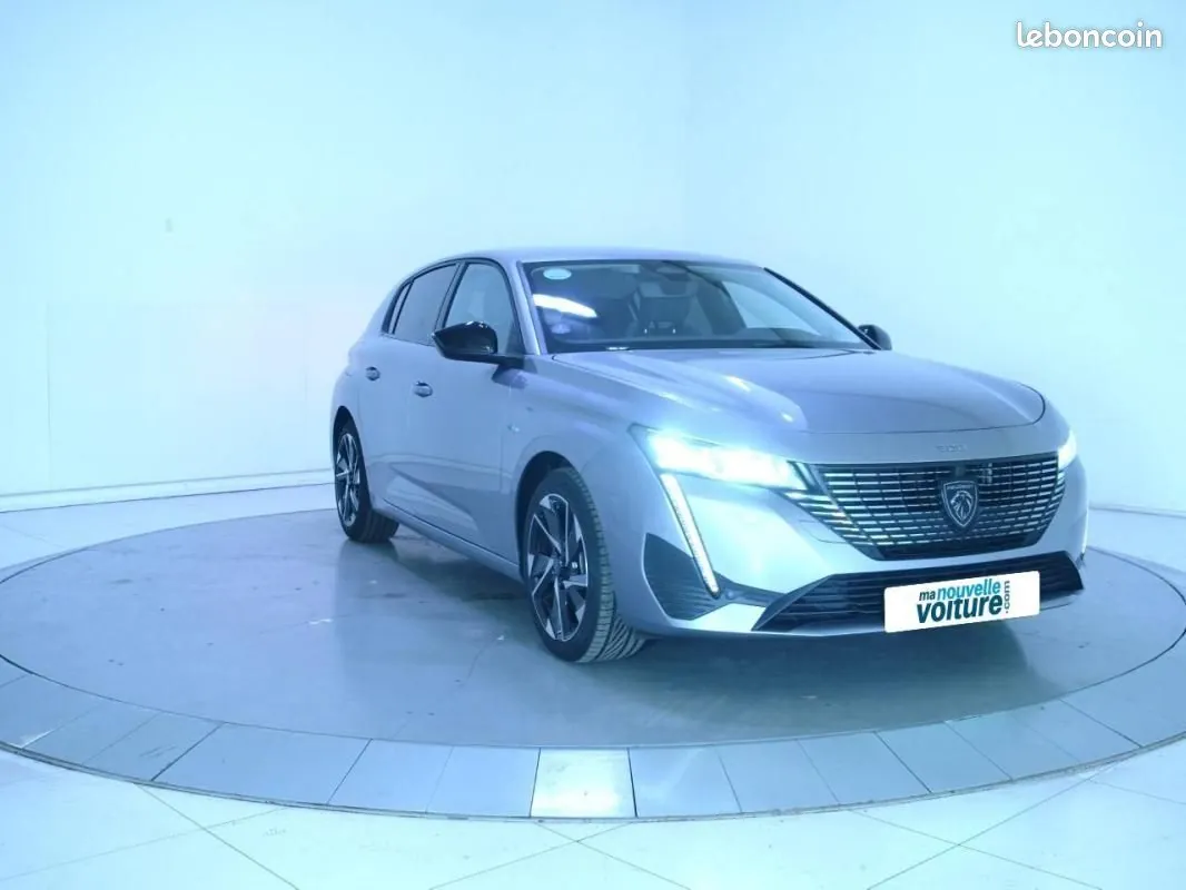 Peugeot 308 2023 photo 3