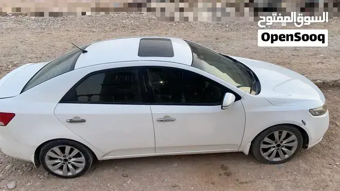 Kia Cerato 2012 photo 3