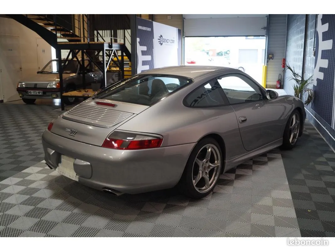 Porsche 911 2004 photo 3