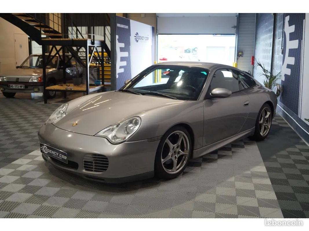 Porsche 911 2004 photo 2