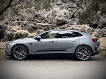Polestar 4 2026 photo 4