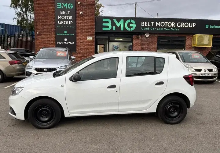 Dacia Sandero 2019 photo 2
