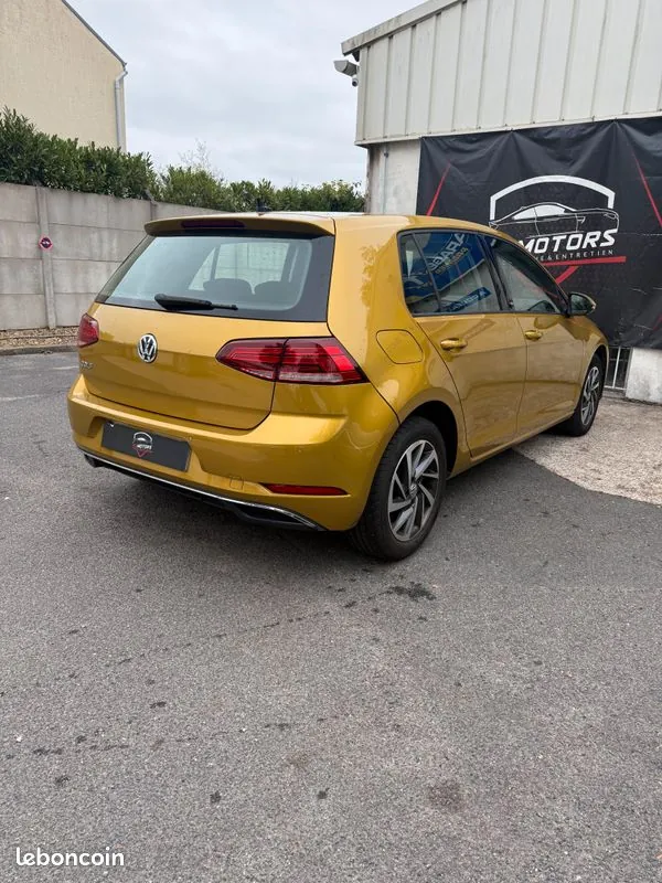 Volkswagen Golf 2018 photo 3