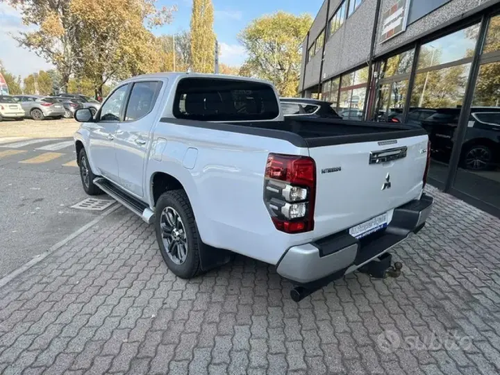 Mitsubishi L200 2020 photo 5