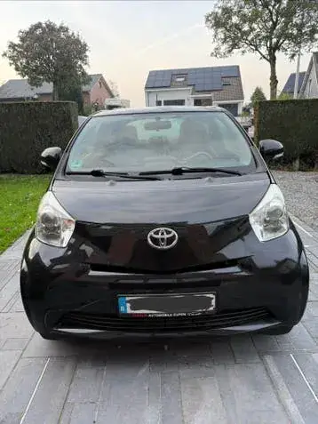 Toyota Iq