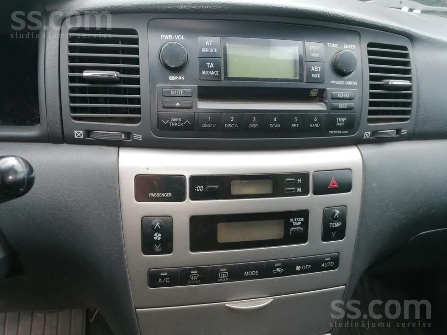Toyota Corolla 2003 photo 2