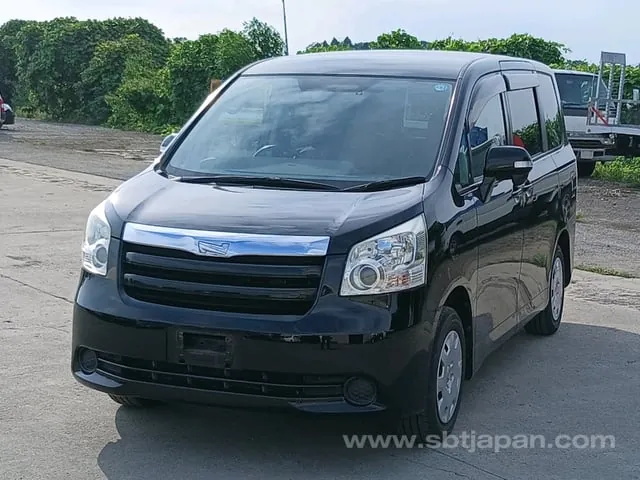 Toyota Noah X Selection 2007 photo 3