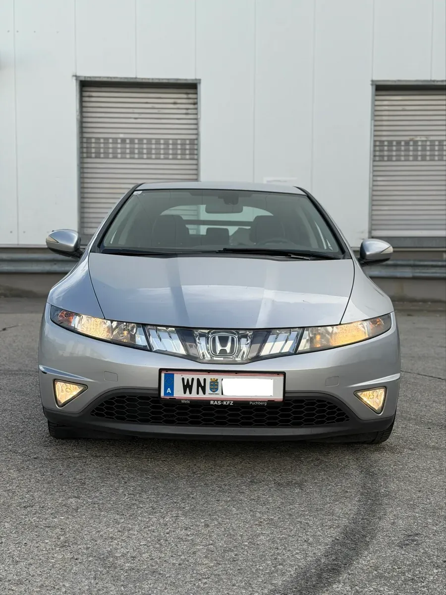 Honda Civic 2007 photo 2