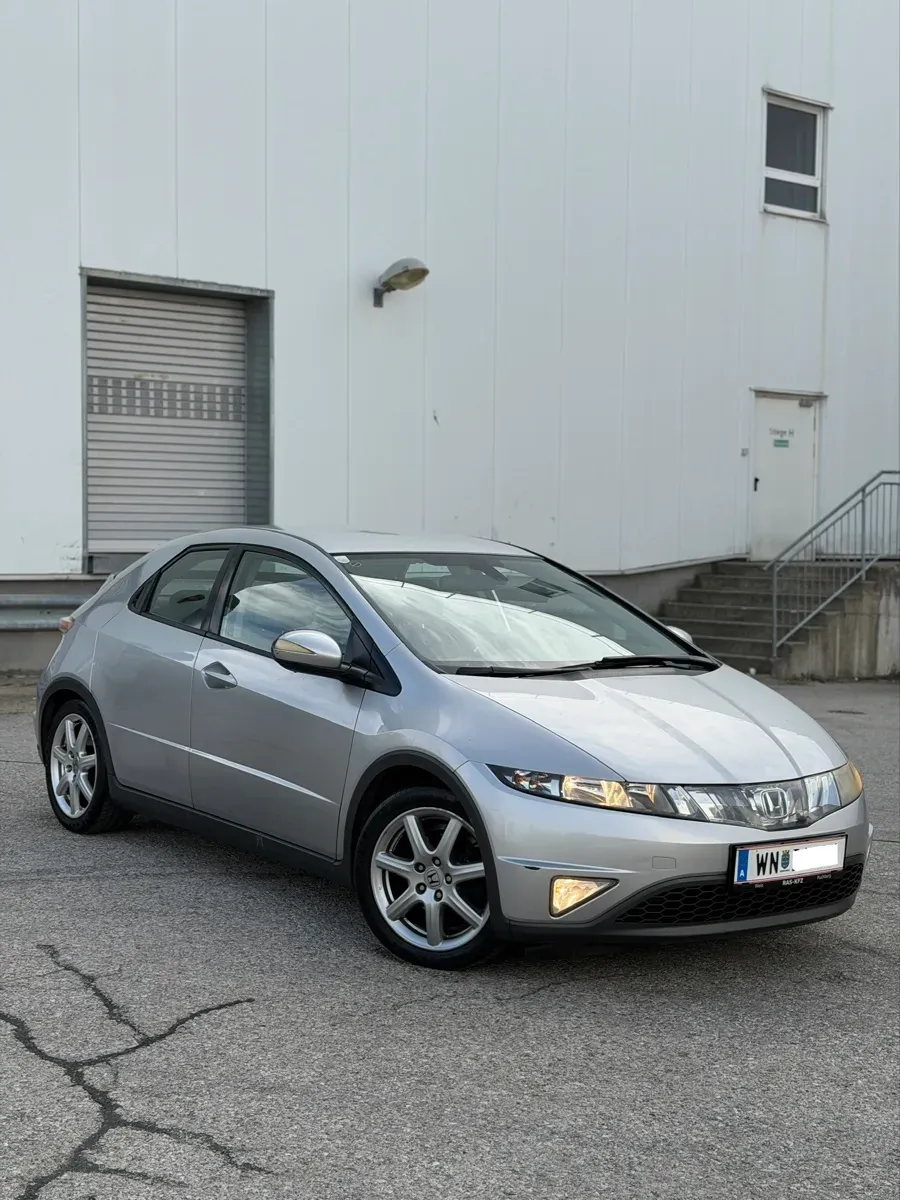 Honda Civic 2007 photo 3