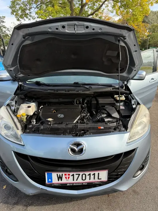 Mazda Mazda5 2013 photo 3
