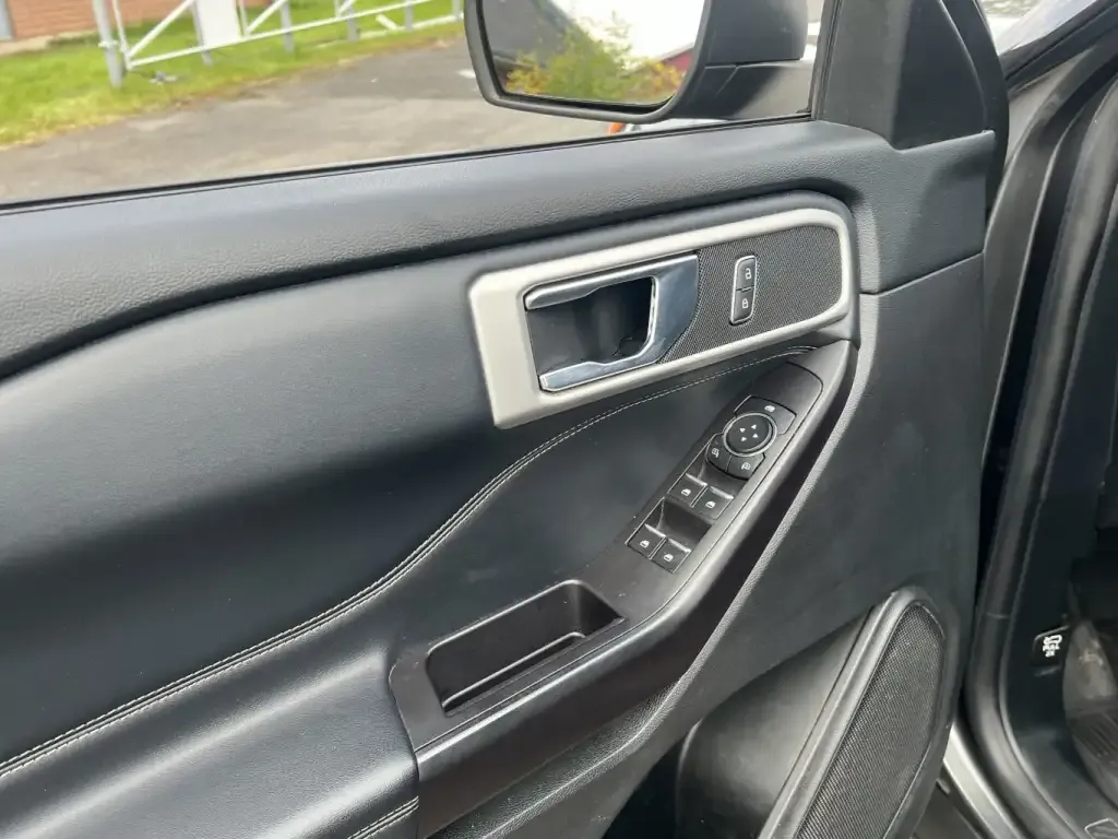 Ford Explorer 2020 photo 4