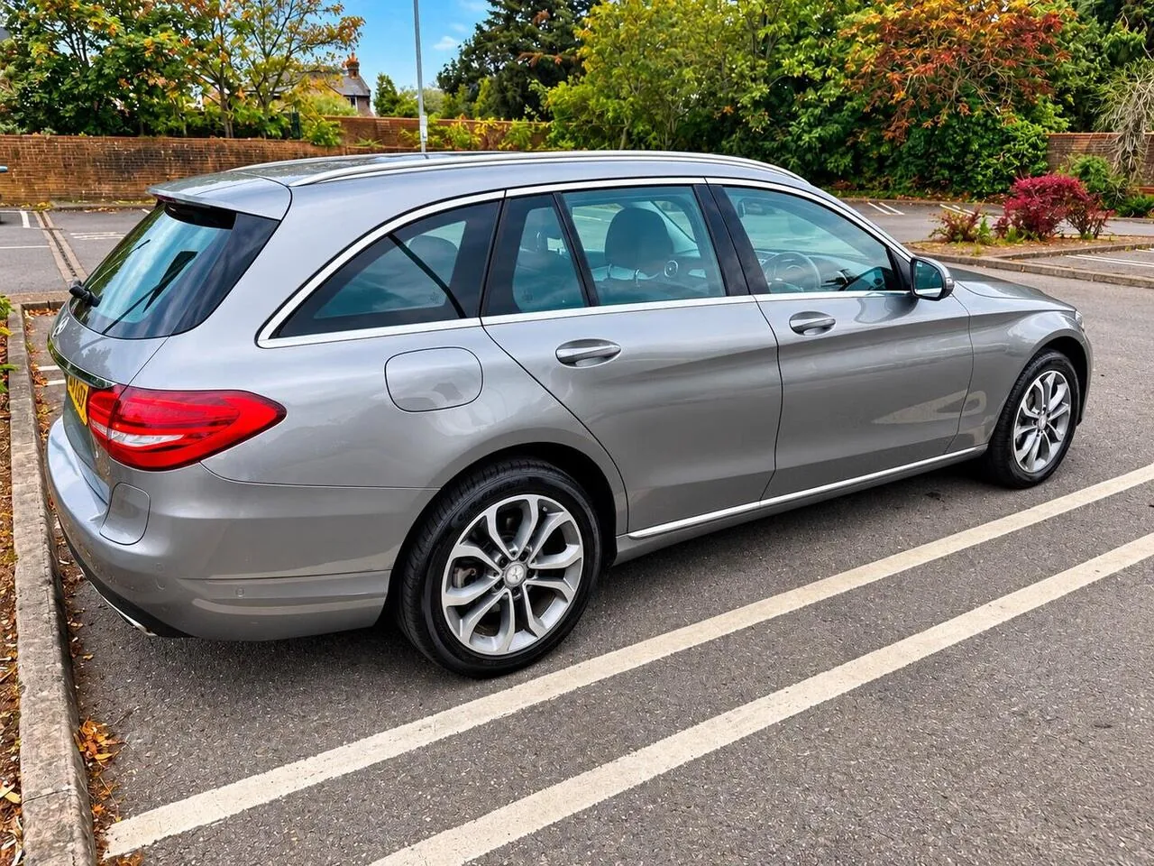 Mercedes-Benz C350E 2016 photo 3