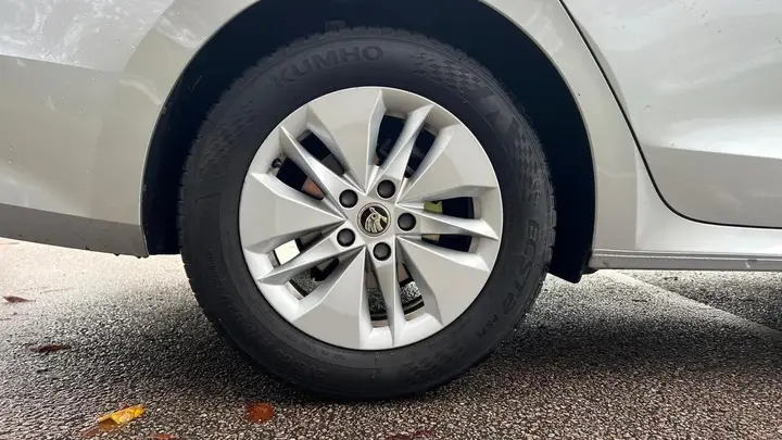 Skoda Octavia 2024 photo 5