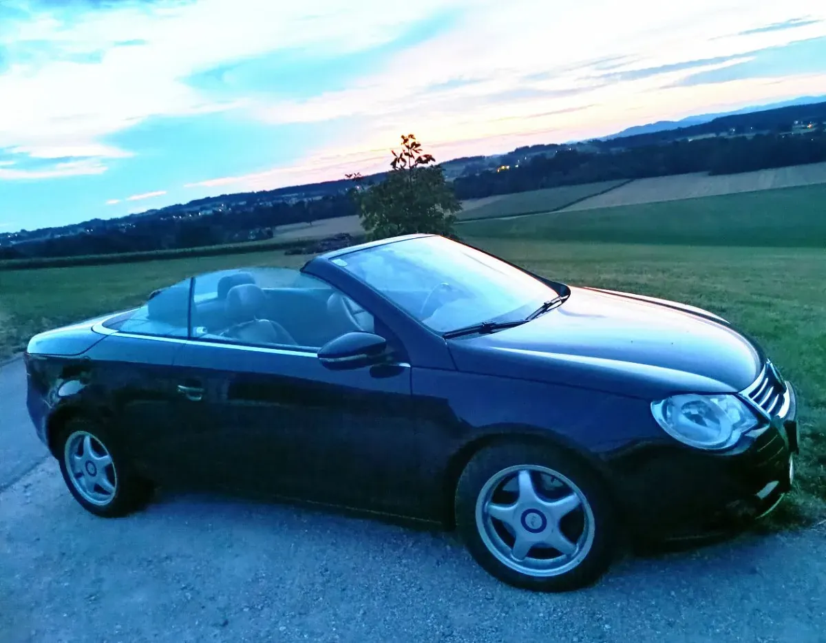 Volkswagen Eos 2009 photo 2