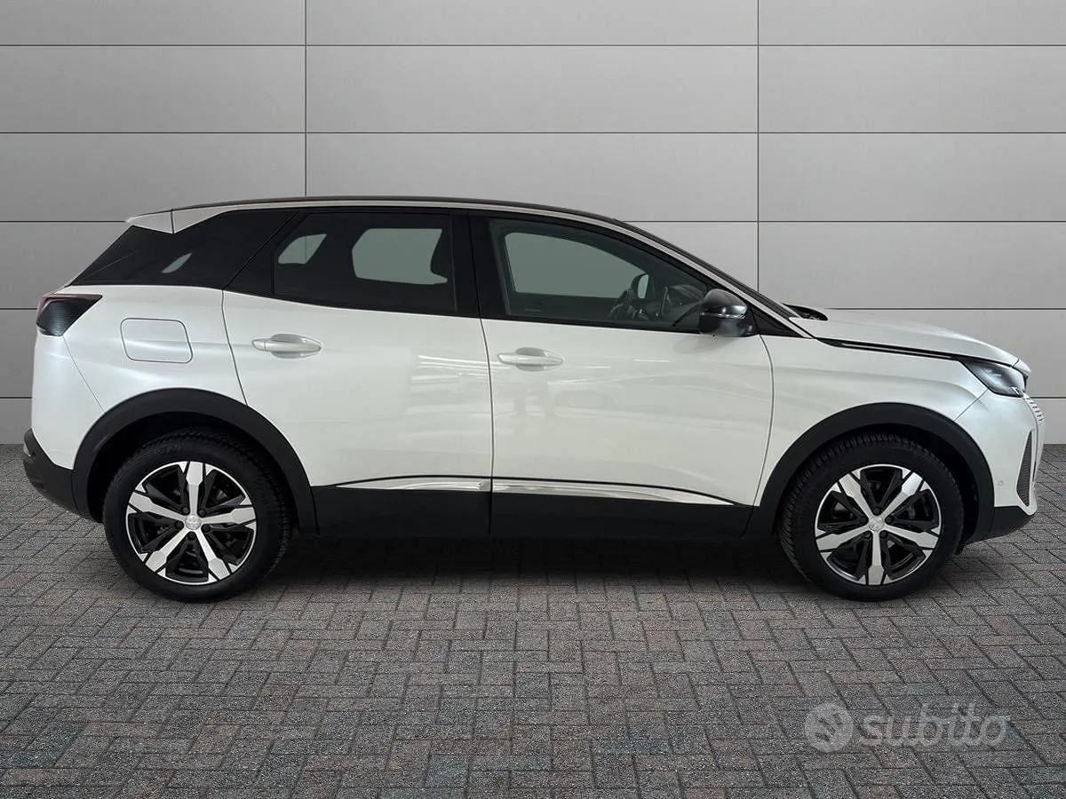 Peugeot 3008 2023 photo 3