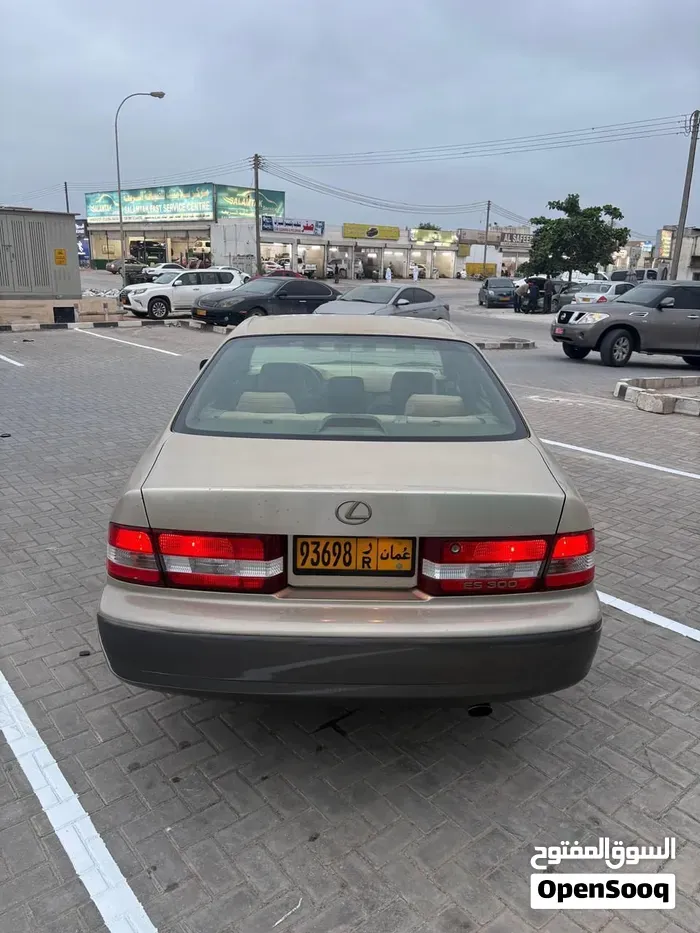 Lexus Es 300 2000 photo 2