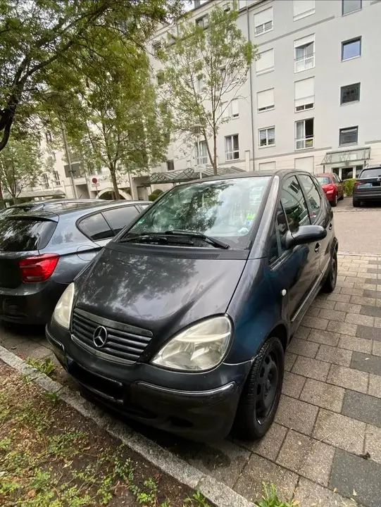 Mercedes-Benz A-Klasse A160