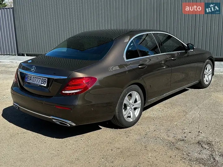 Mercedes-Benz E-Class 2016 photo 5
