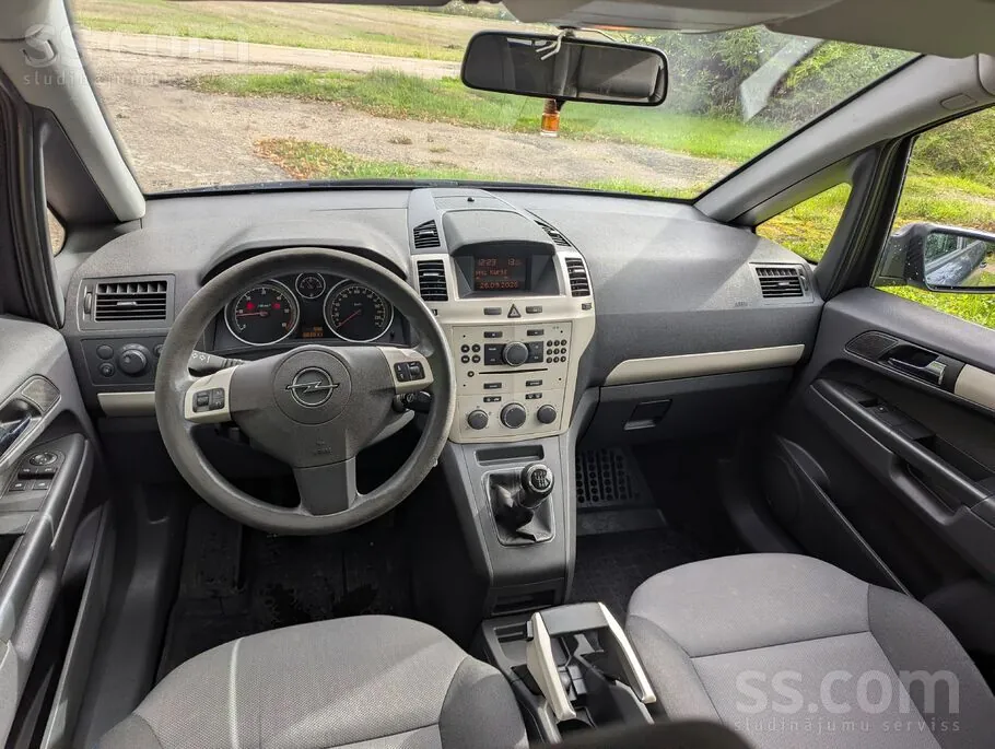 Opel Zafira 2008 photo 4