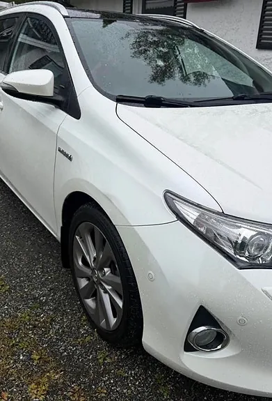 Toyota Auris 2013 photo 5