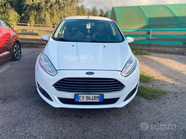 Ford Fiesta 2015 photo 3