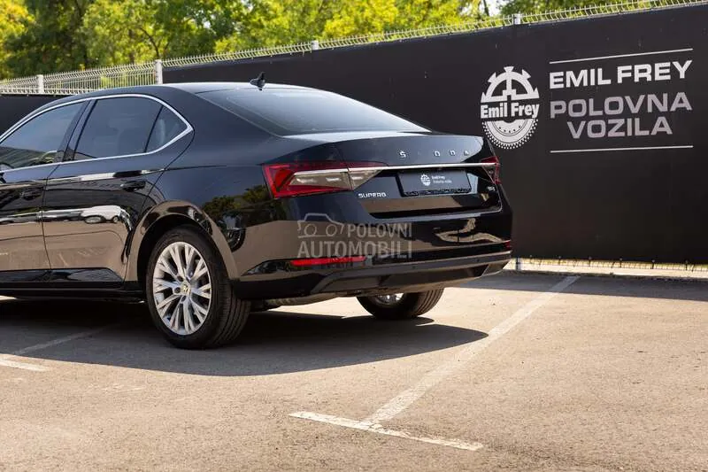 Skoda Superb 2023 photo 4