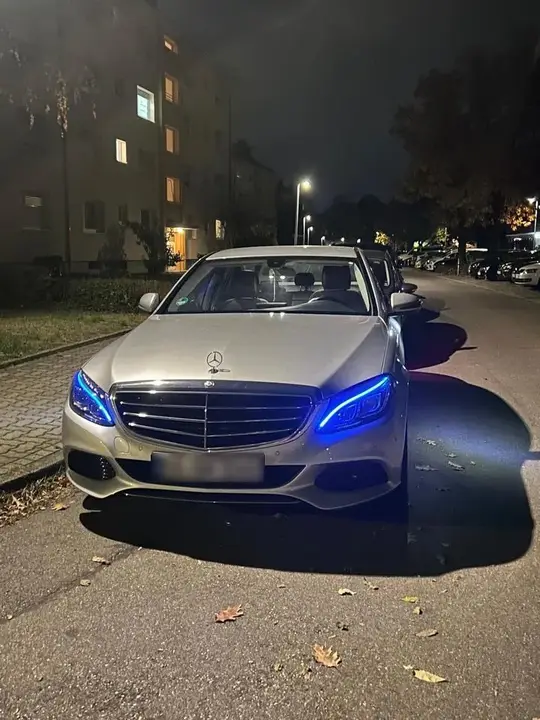 Mercedes-Benz C180