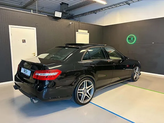Mercedes-Benz E220 2011 photo 4