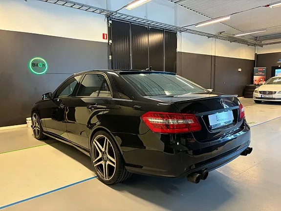 Mercedes-Benz E220 2011 photo 3