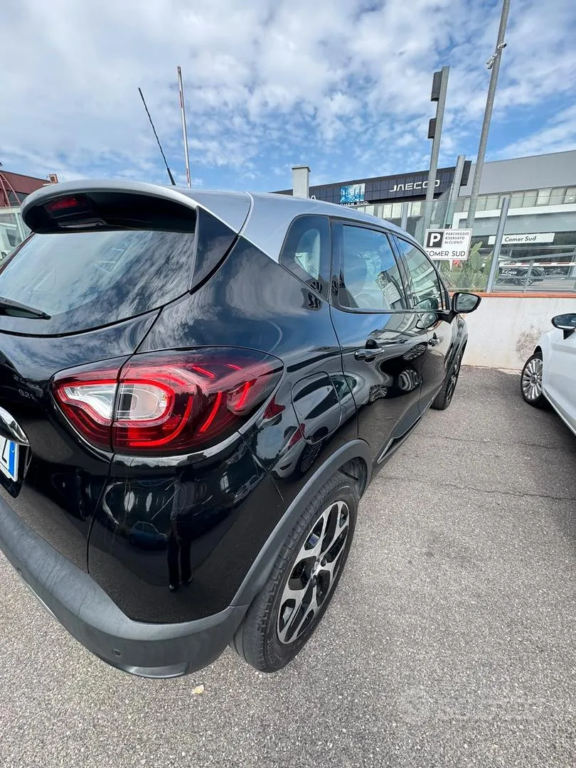 Renault Captur 2017 photo 2