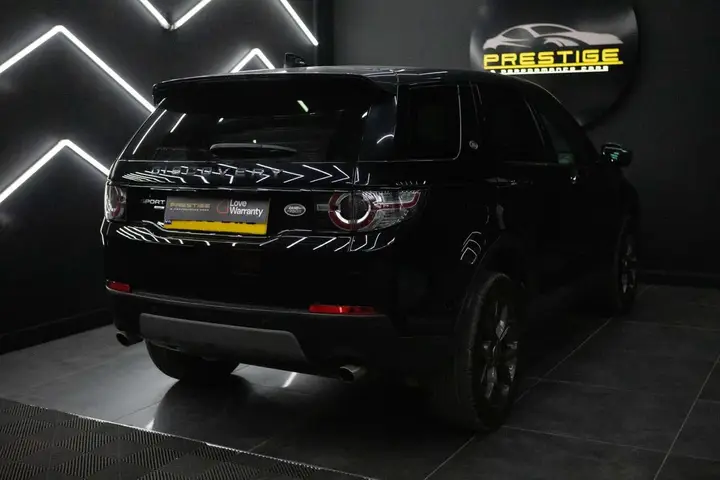 Land Rover Discovery Sport 2019 photo 4