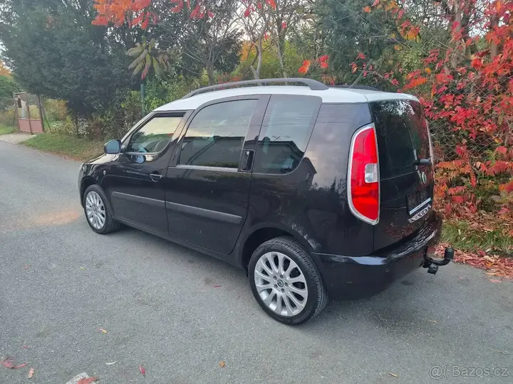 Skoda Roomster 2011 photo 4