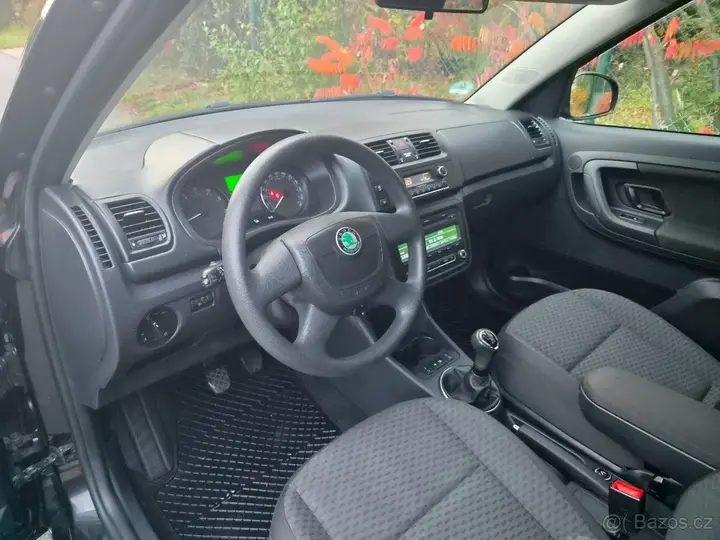Skoda Roomster 2011 photo 5