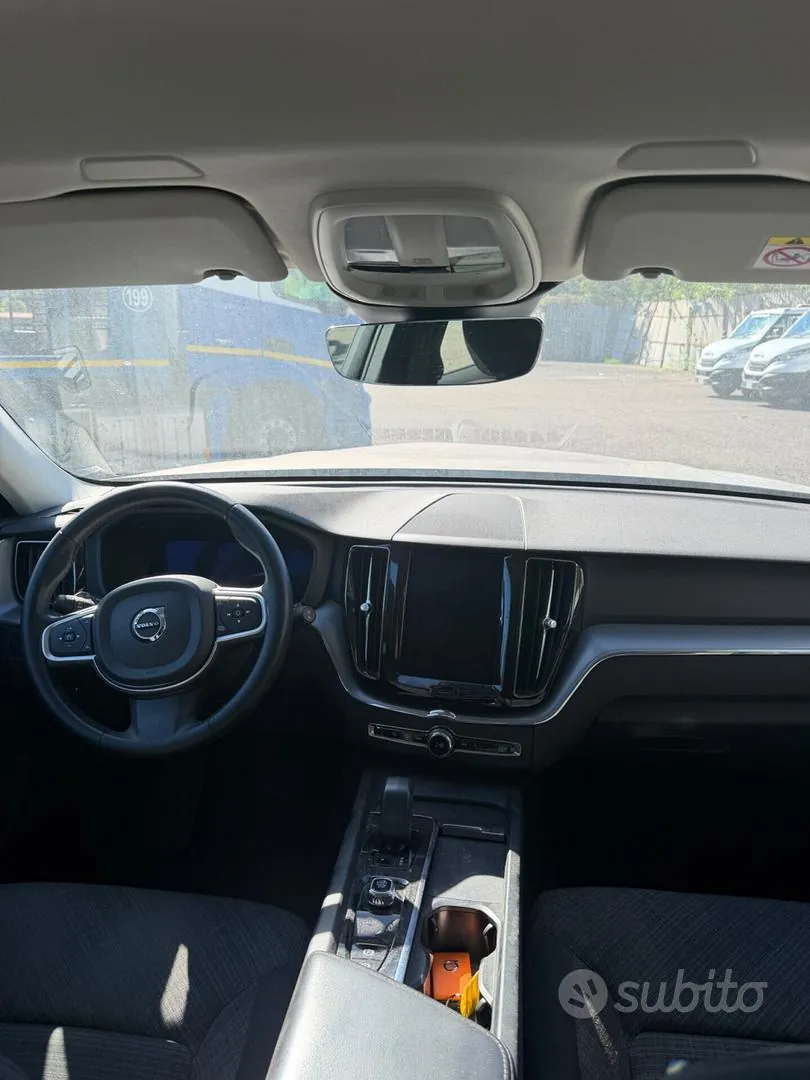 Volvo Xc60 2023 photo 5