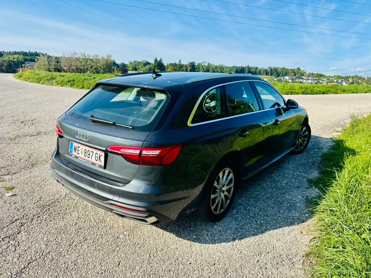Audi A4 2021 photo 3